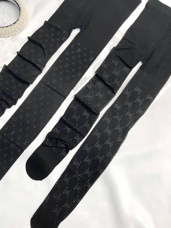 Louis Vuitton Socks LVO00005 Louis Vuitton Socks LVO00005